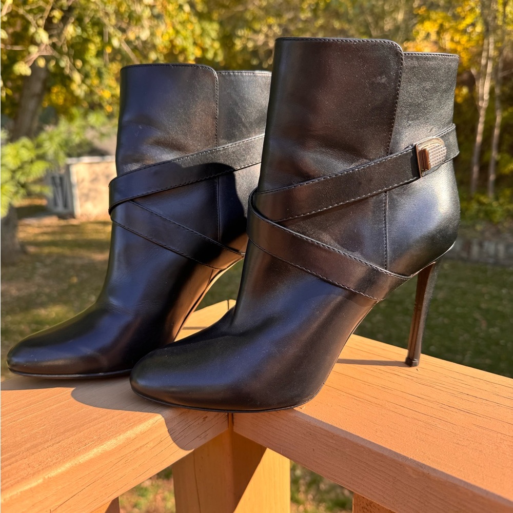Christian Dior Black Ankle Leather Boots w Silver Buckle Size 40 - Picture 4 of 16